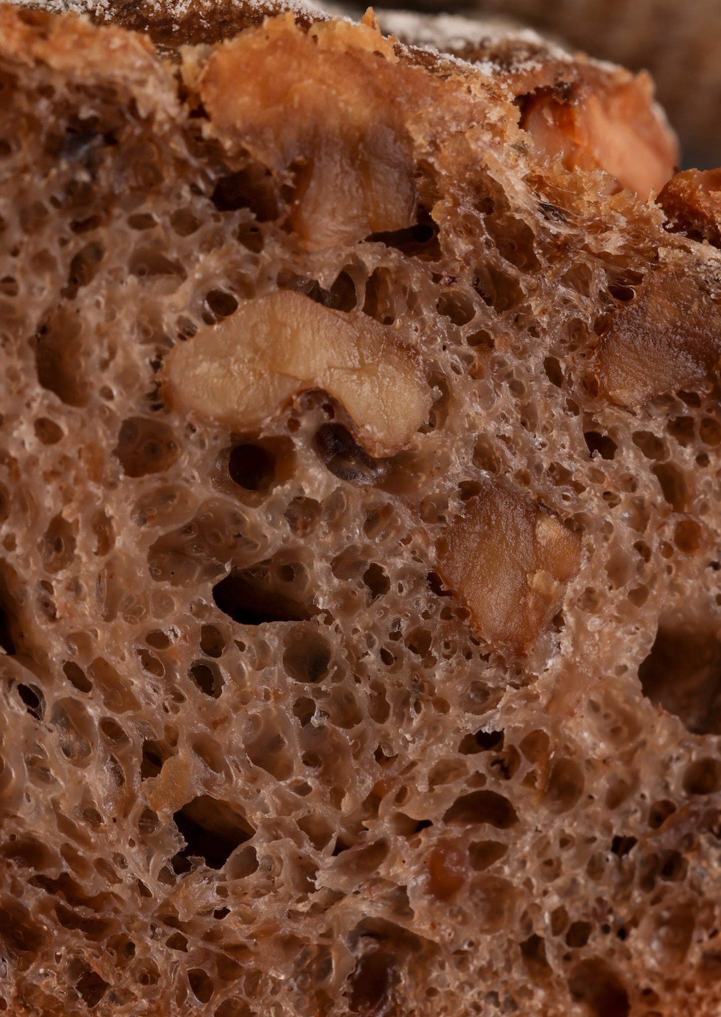 Baguette au seigle et aux noix