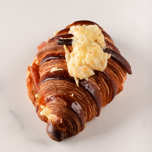 Croissant au jambon et emmental
